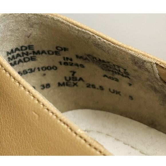 Ashley Taylor VINTAGE Nude Square Toe Pumps Womens Size 7 - Picture 5 of 11